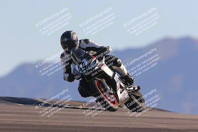 media/Nov-06-2023-Moto Forza (Mon) [[ce023d0744]]/3-Intermediate Group/Session 5 (Turn 9)/
